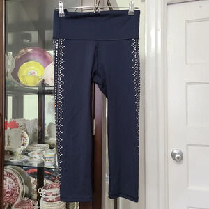 GapFit Eyelet Cutout Detail Side Panel Pattern Workout Leggings Size Small
